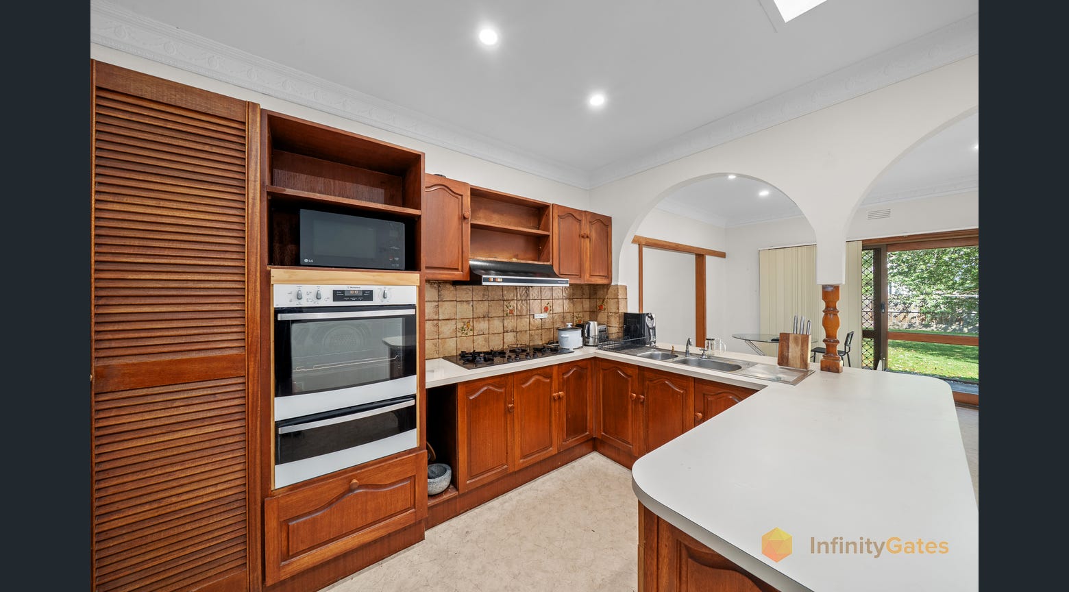 99 Clayton Road, Oakleigh East, Vic 3166 Property price guide: $1,080,000 - $1,188,000 — view 2