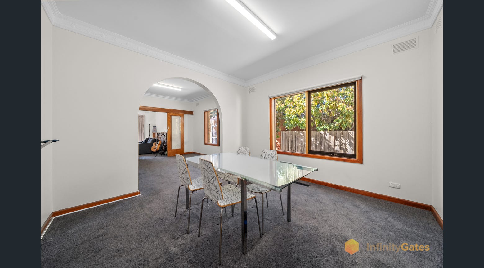 99 Clayton Road, Oakleigh East, Vic 3166 Property price guide: $1,080,000 - $1,188,000 — view 4