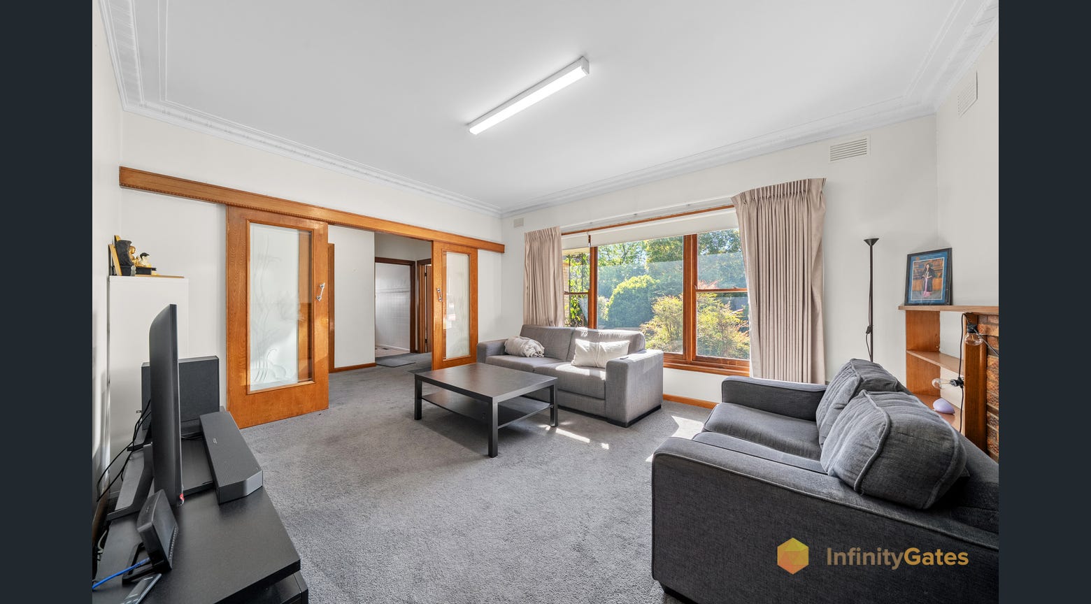 99 Clayton Road, Oakleigh East, Vic 3166 Property price guide: $1,080,000 - $1,188,000 — view 9